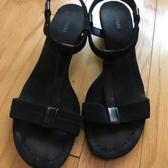 Alfani black wedge sandal - Picture 2 of 3